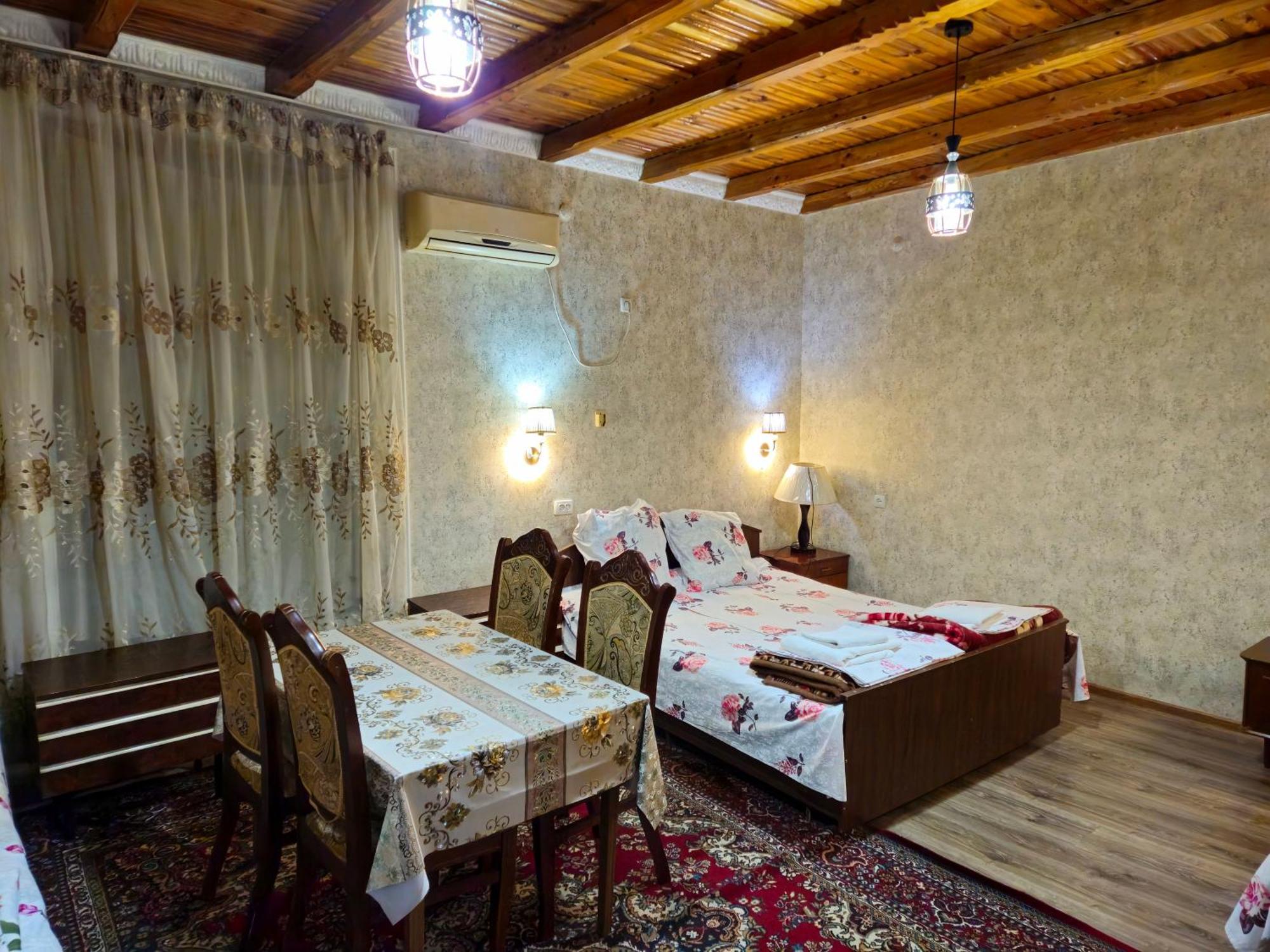 سمرقند B&B Bahodir المظهر الخارجي الصورة